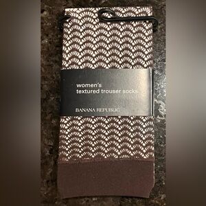 “Banana Republic” (early 2000’s) Women’s Textured Socks - Made in Italy- 2/$15 🤩